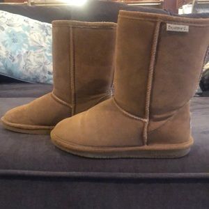 WMNS SZ. 7 Bearpaw Boots - gently worn,  Smoke Free Home
